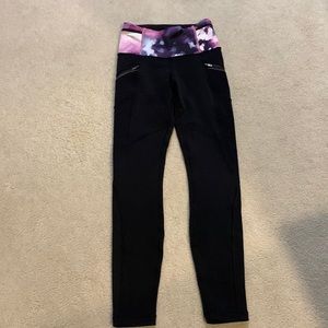 Lululemon leggings with pockets